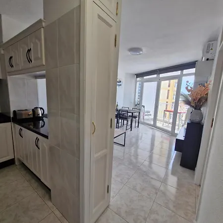 Golden Mile View - Americas Апартаменты